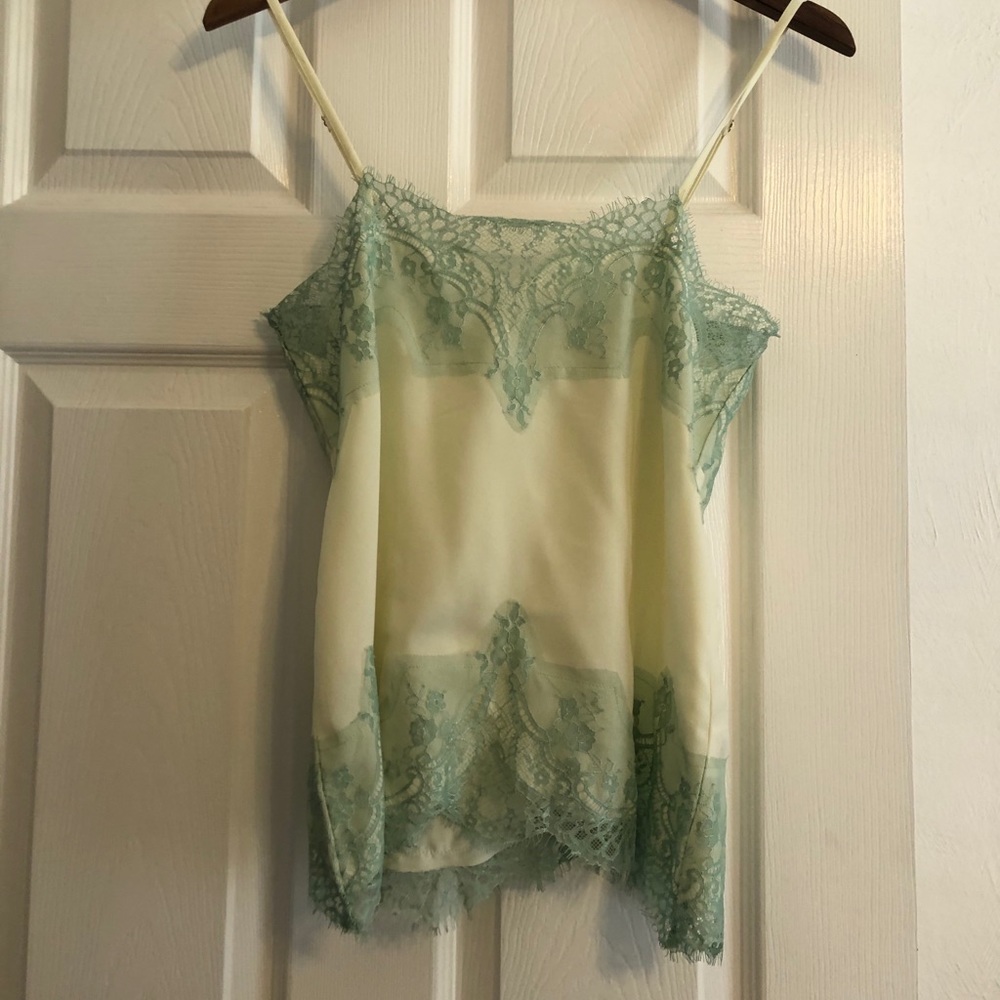 Vici lace cami
